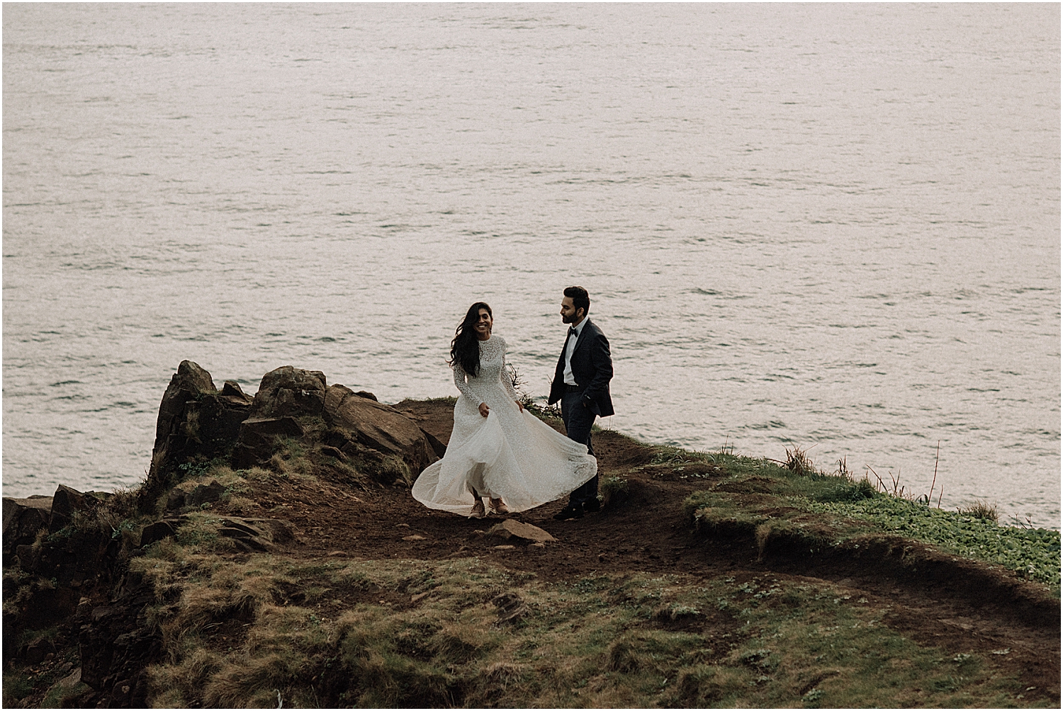 epic cliffside oregon coast elopement inspired engagement session